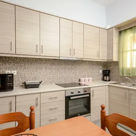 Naxos House Apartment *