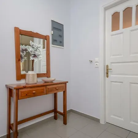 Naxos House Apartment