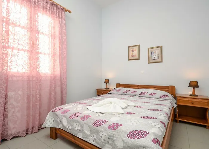 Naxos House 아파트